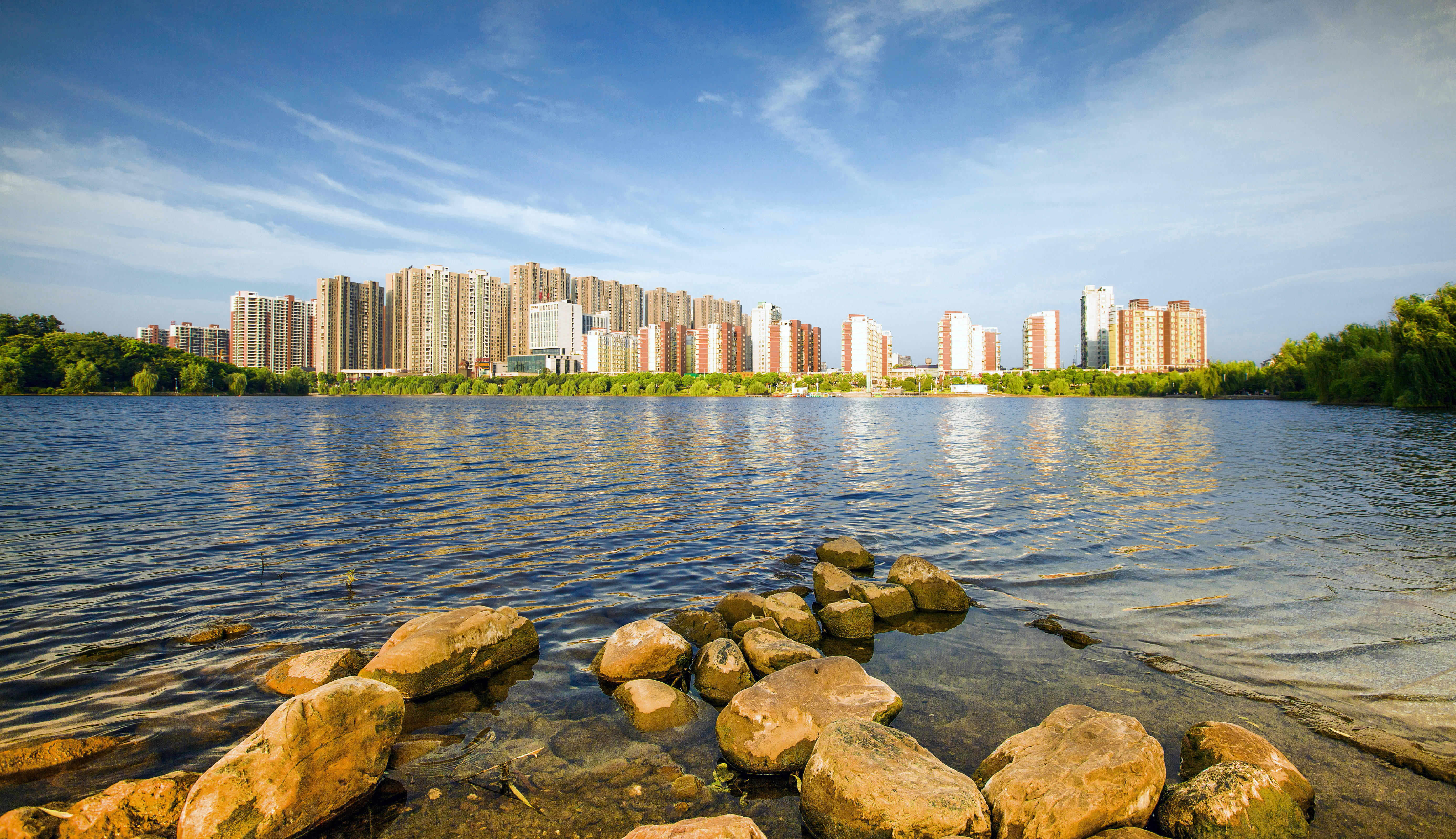 上个世纪90年代,望城的斑马湖还是一个无人问津的渔场.